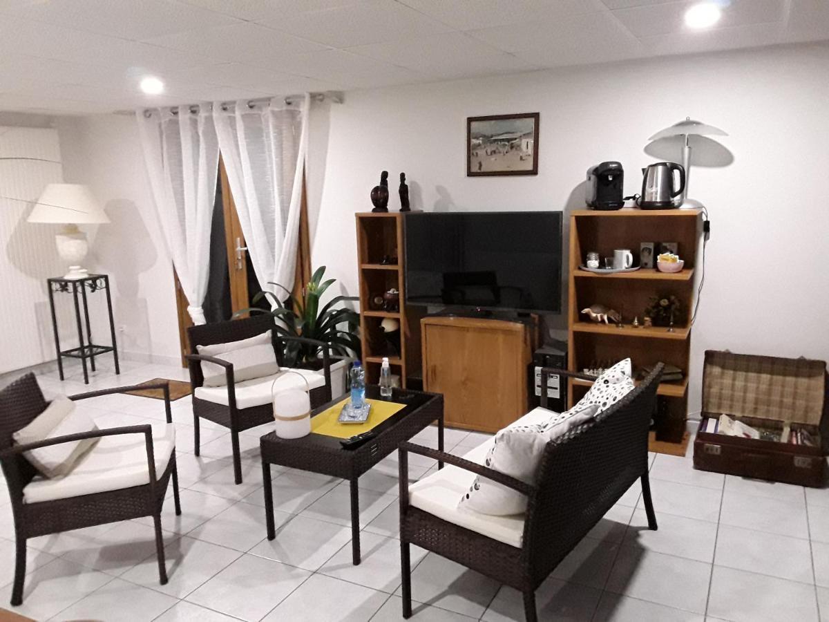 Suite Hauteurs De Vichy Creuzier-le-Vieux Bagian luar foto